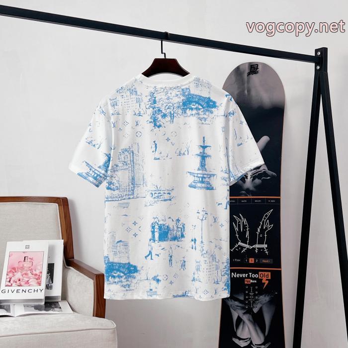 TシャツLOUIS VUITTONロゴが印象的 品のよさを感じさ 新品登場コピー 商品 通販_0_1