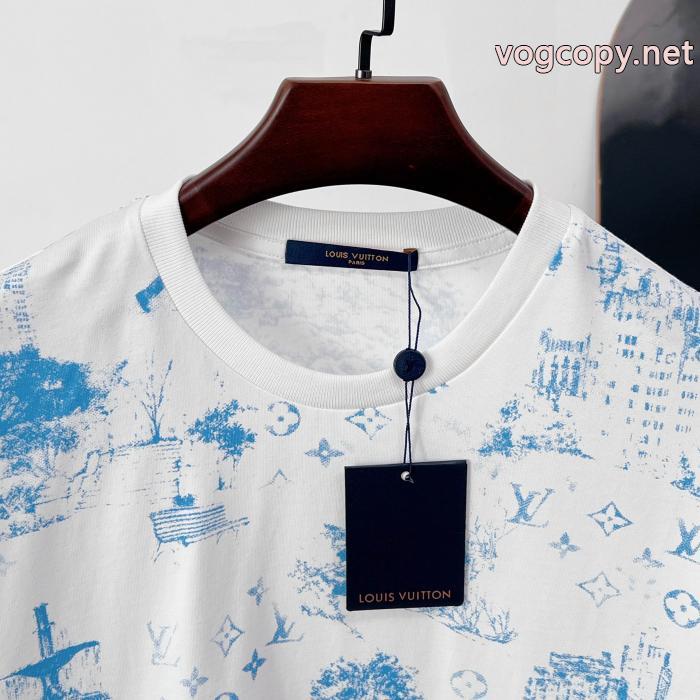 TシャツLOUIS VUITTONロゴが印象的 品のよさを感じさ 新品登場コピー 商品 通販_0_3