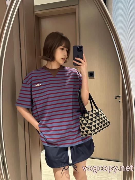 ブランド 品 激安 通販PRADAお手頃価格に 超お買い得 本日限定安いTシャツ_0_4