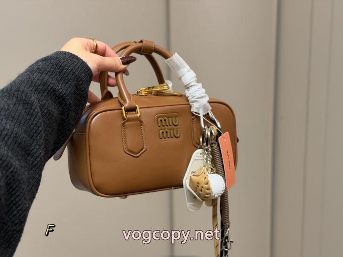 ブランド 激安 バッグ売り切れ注意 絶妙な大人っぽさと遊び心 お値段最低！MIUMIU_0_1