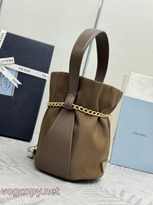 PRADAスーパー コピー 通販 優良&nbsp;&nbsp;&nbsp;&nbsp;バッグサイズ感いいの 超人気美品 完売確実._0_3