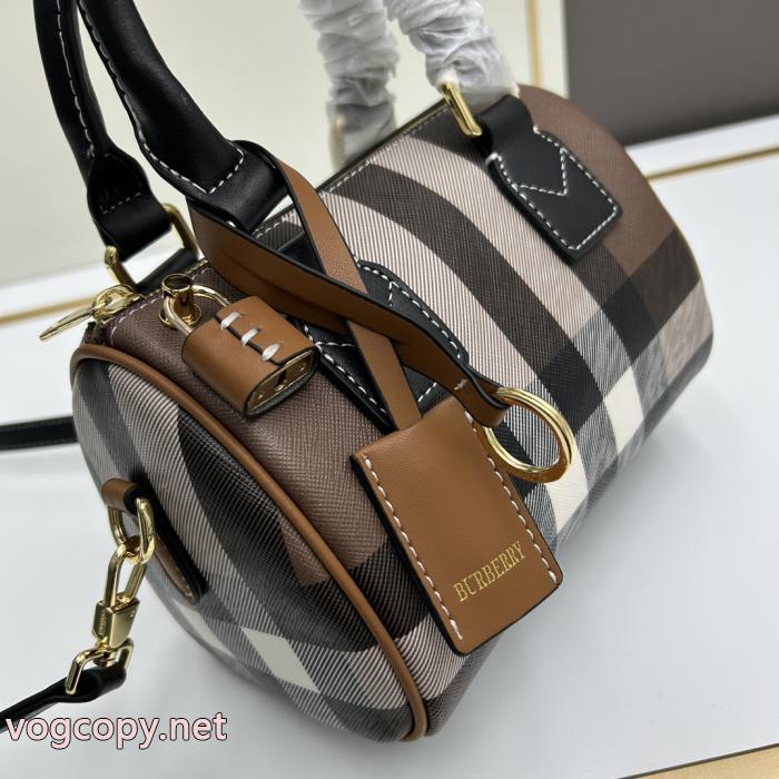 話題沸騰！！ 2026一番最高人気 数量に限定ありBURBERRY&nbsp;&nbsp;&nbsp;&nbsp;バッグブランド 偽物 通販._0_3