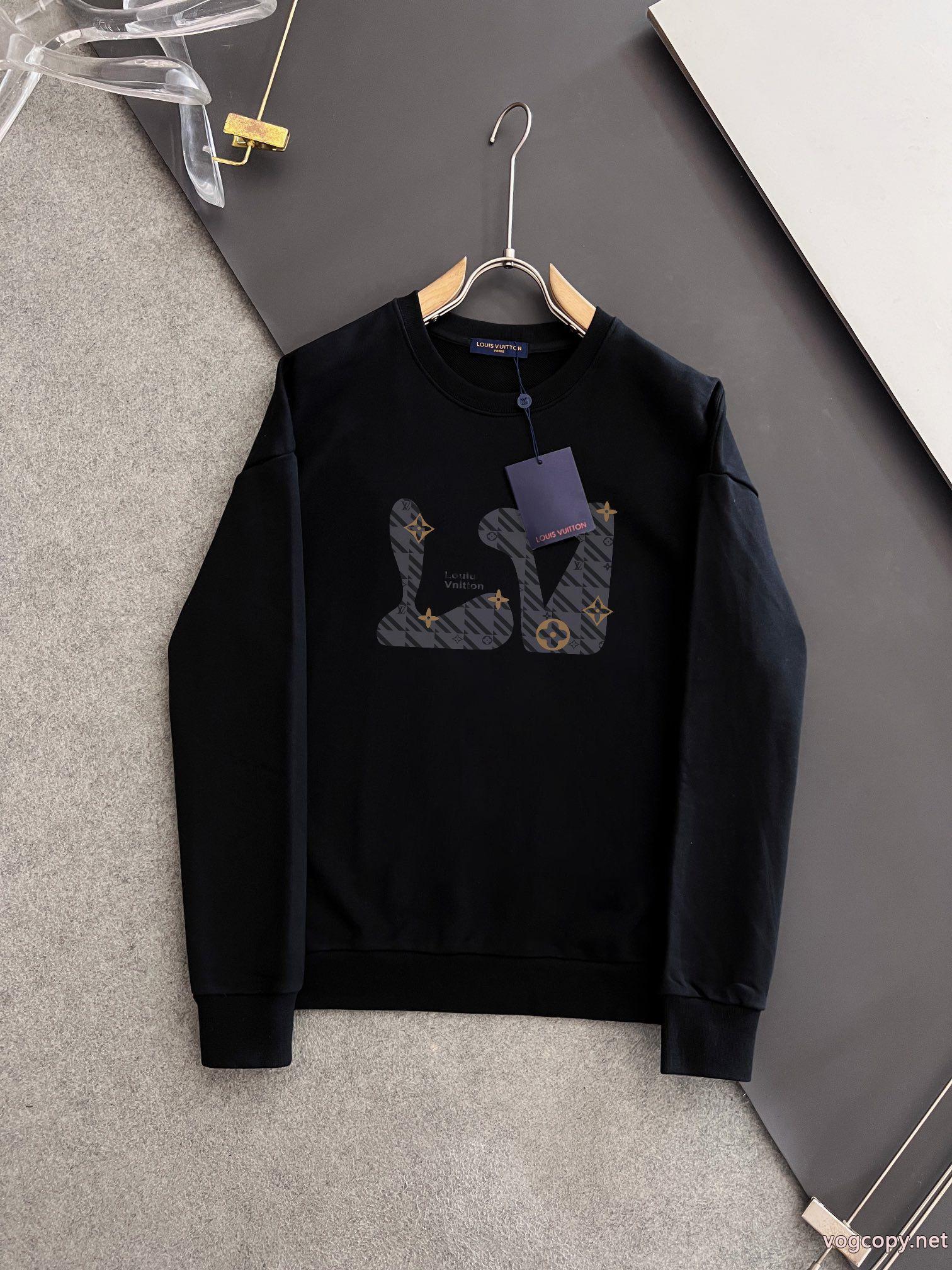 爽快感が絶妙にマッチ 限定生産品 人目を引く存在感パーカーコピー 通販LOUIS VUITTON_0_2