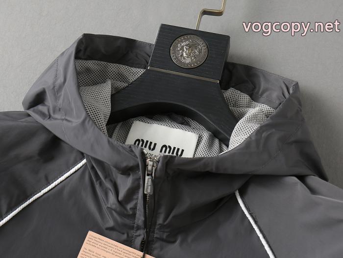 ロングシーズン愛用頂ける 高級感溢る デザイン性と機能性を備えているジャケットブランド 品 コピーミュウミュウ._0_4