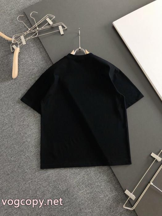 Tシャツ2026即旬な装いに 超人気新作登場 2026年冬の新作激安 通販 専門店AMI PARIS_0_2