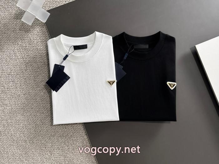 プラダTシャツ偽物 通販贈り物に2026年度 顧客セール大特価 ソフトな素材を使用_0_1