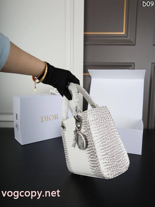 送料込 SALE！ ブームは再熱中 入手困難！ Dior&nbsp;&nbsp;&nbsp;&nbsp;バッグ激安 ブランド._0_1