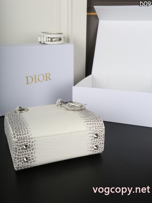 送料込 SALE！ ブームは再熱中 入手困難！ Dior&nbsp;&nbsp;&nbsp;&nbsp;バッグ激安 ブランド._0_5