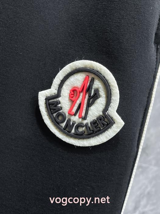 冬季超人気アイテム 最新話題沸騰中 リッチな印象にMONCLERズボン激安 通販 専門店_0_3