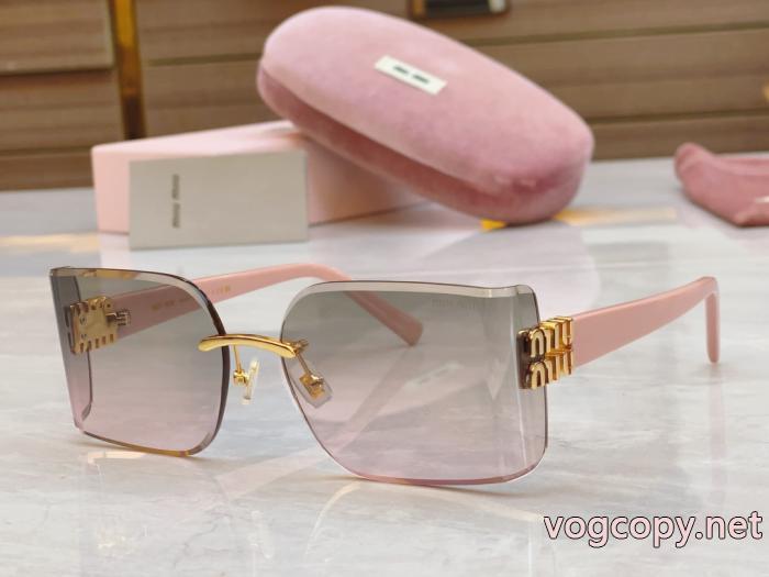 激安 ブランド 通販ミュウミュウオリジナル 大人気商品 限定デザイン!!&nbsp;&nbsp;&nbsp;&nbsp;サングラス._0_3