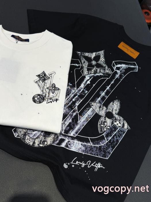 今年の大トレンド ファッション 人気 保温性の高いLOUIS VUITTONコピー 商品 販売半袖Tシャツ_0_1