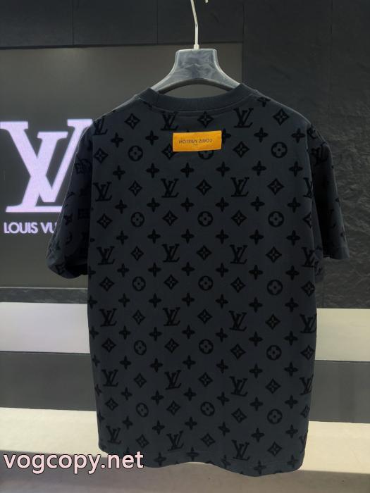 半袖Tシャツ質感に満足 個性的なデザイン 個性派 スーパー コピーLOUIS VUITTON_0_2