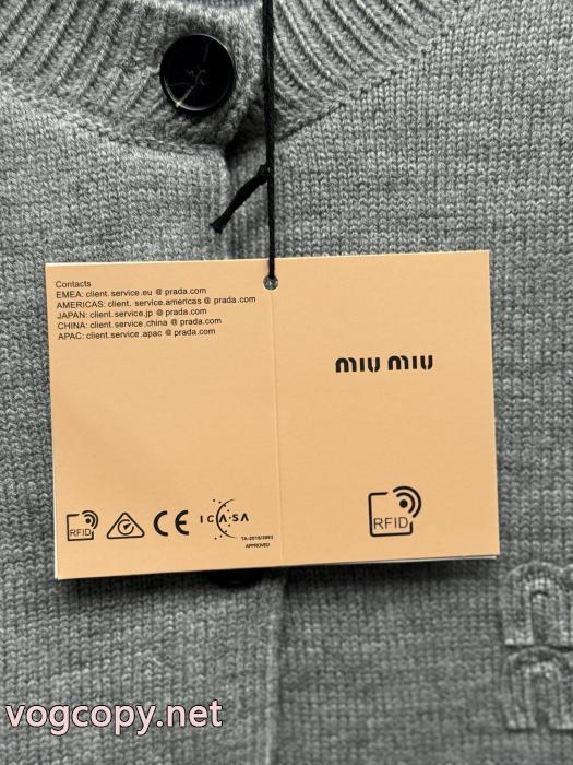 知的セクシースタイル 今年っぽいトレンド商品 おすすめセールブラウスシャツ偽物 ブランド 販売ミュウミュウ.._0_5