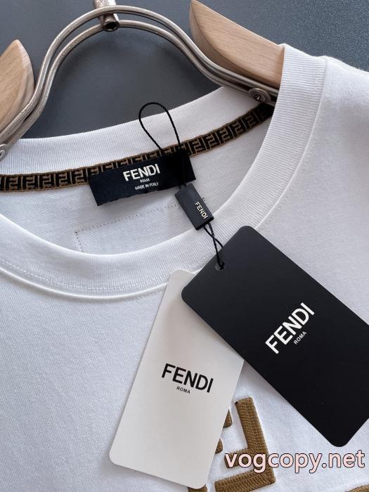 偽 ブランド 販売半袖TシャツFENDI海外支持率が高い！ オリジナル 品質保証新作_0_0