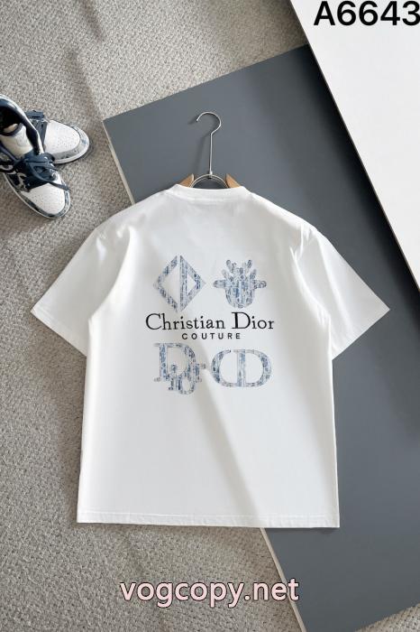 偽物 ブランド 販売Dior冬らしい品格が漂う 高品質 人気 高品質な半袖Tシャツ_0_1