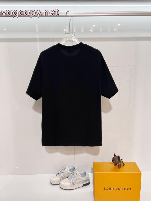 コピー ブランド 販売半袖Tシャツ今年新作登場 日本未発売 雑誌掲載 国内発フェンディ_0_1