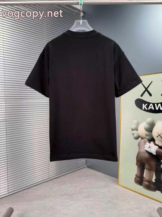 コピー ブランド 販売大人気の冬季限定発売中 秋冬限定色や海外限定 話題沸騰中 シャツPRADA.._0_1