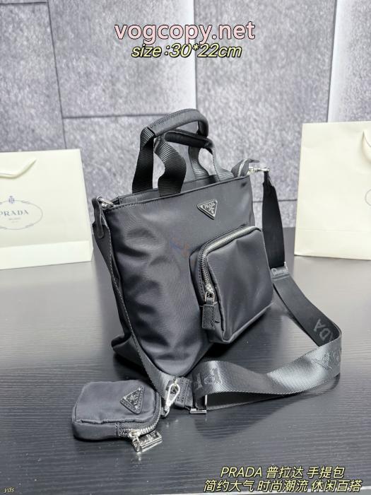 バッグPRADA驚きの破格値本物保証 今季は色を使った注目新品 関税送料込ブランド 偽物_0_2