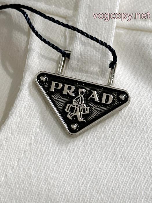 今季は色を使った注目新品 上品キレイ 26/26AW新作プラダ PRADAブランド ジーンズブランド 通販店.._0_2