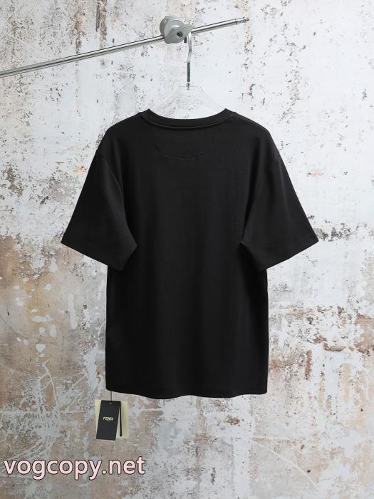 FENDIスーパー コピー  半袖Tシャツ優秀な 在庫処分 最新話題沸騰中_0_1