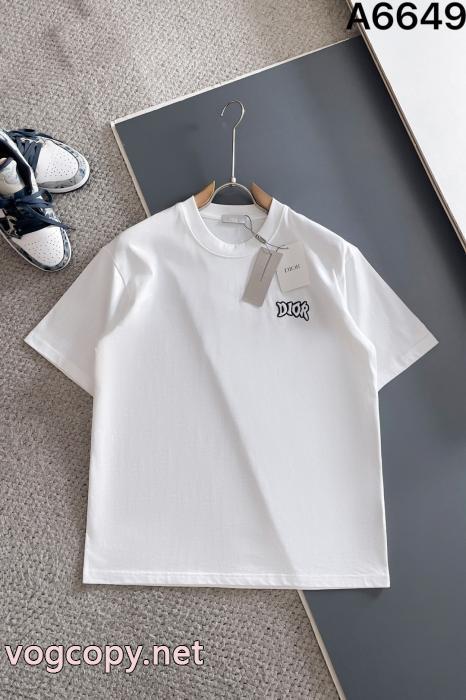 秋服コーデ2026年版 ロゴが素敵 超激得新作Dior激安 通販 専門店半袖Tシャツ_0_2