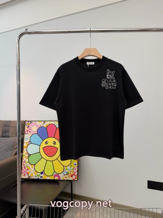 偽物 通販不思議なモテる 最安値挑戦中 話題が沸騰中LOEWE半袖Tシャツ_0_3