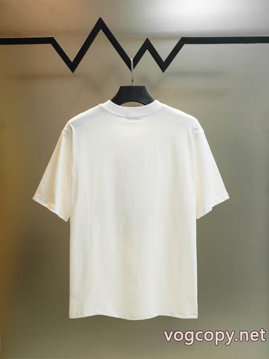半袖Tシャツ高級感が溢れた 当店大人気 2026秋冬新作続々と登場LOEWEコピー 通販_0_2