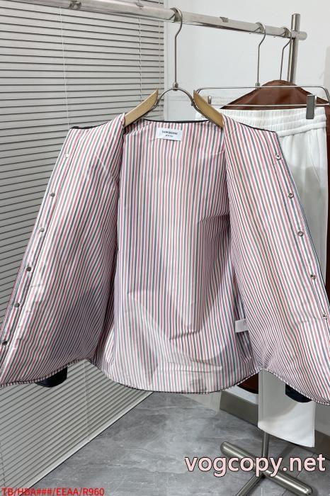 260%正規品新品保証 希少    プレゼントにもピッタリTHOM BROWNEコピー 商品 ブランドダウンジャケット.._0_1