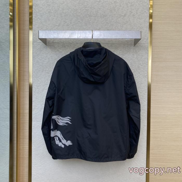 コピー 品 販売秋冬から人気継続中 お洒落スタイル SALE国内発送BURBERRYジャケット_0_0