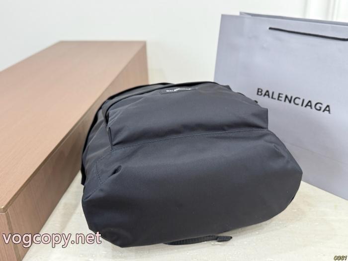 ブランド コピー 優良店バッグ絶対欲しい 芸能人人気 着心地にBALENCIAGA_0_3
