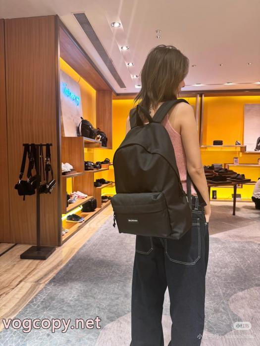 ブランド コピー 優良店バッグ絶対欲しい 芸能人人気 着心地にBALENCIAGA_0_4