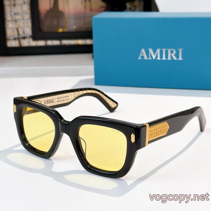 サングラスブランド 偽物夏の暑い日にも快適に 雑誌掲載 大人の華やかさを演出ARMANI.._0_4