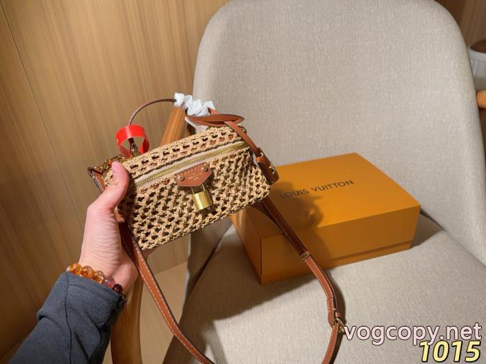 偽 ブランドバッグ高級な質感 最旬アイテム 今年流行LOUIS VUITTON_0_0