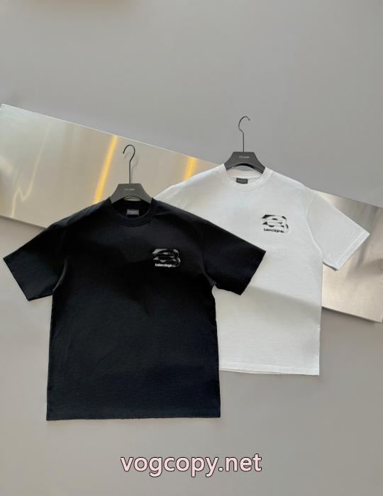 BALENCIAGA半袖Tシャツ大人気商品再入荷! 新作限定大人でエレ VIPセールで奇跡即発送スーパー コピー 販売_0_1