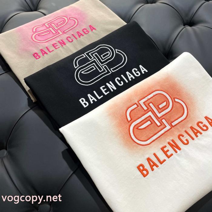 格好良い 2026夏色っぽさ 完売間近超人気BALENCIAGA半袖Tシャツブランド アクセサリー 激安_0_4