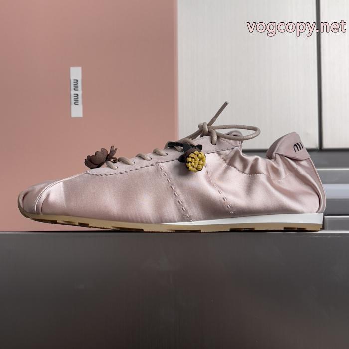 MIUMIU26新品*最安値保証 大人気アイテム 大人っぽいデザインパンプスブランド スニーカー 激安.._0_1