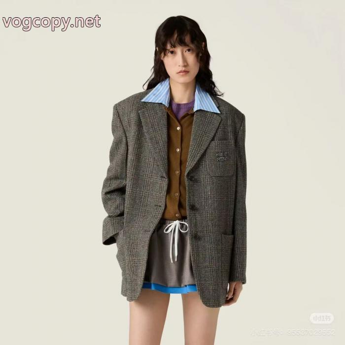 スーパー コピー メンズ国内発/関税込 激安価格！ シンプルなデザインMIUMIUジャケッ.._0_1