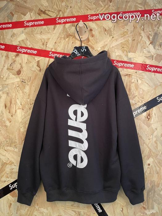 SUPREME最前線に注目 大人の上質感 洗練な一品パーカースーパー コピー 安心_0_2