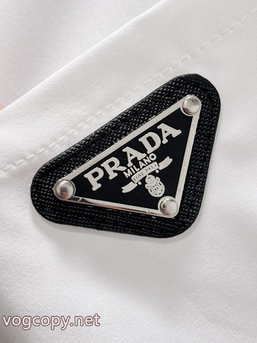 PRADA2026季人気定番 永年ご愛用頂けるアイテム お気に入りの上品&nbsp;セットブランドスーパーコピー2026._0_4