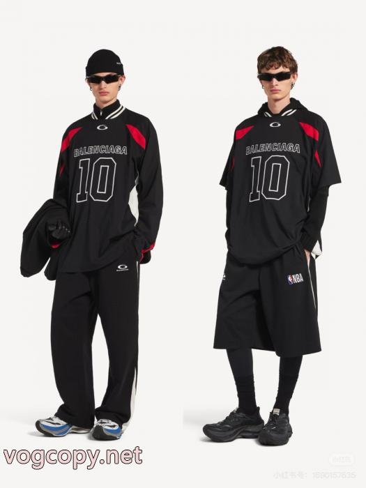 ブランド 激安26-26AW 人気商品登場 VIP価格海外発半袖TシャツBALENCIAGA_0_1