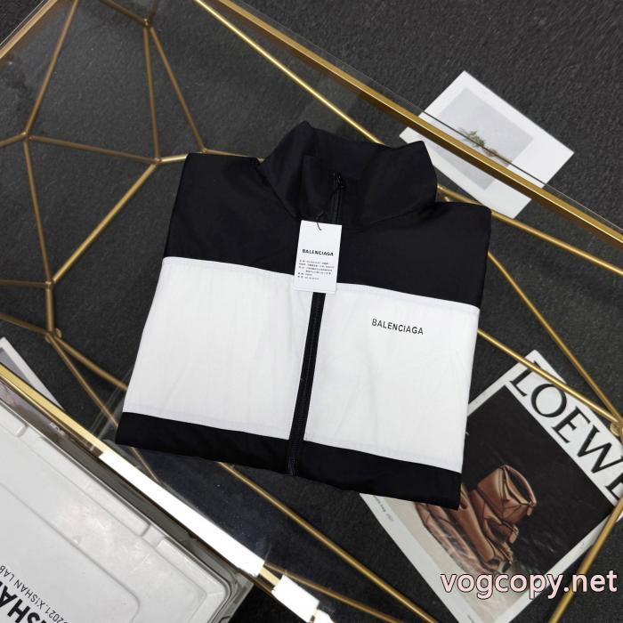 高級感溢る 今年流行 手元在庫限りコピー 品 販売BALENCIAGAジャケット_0_3