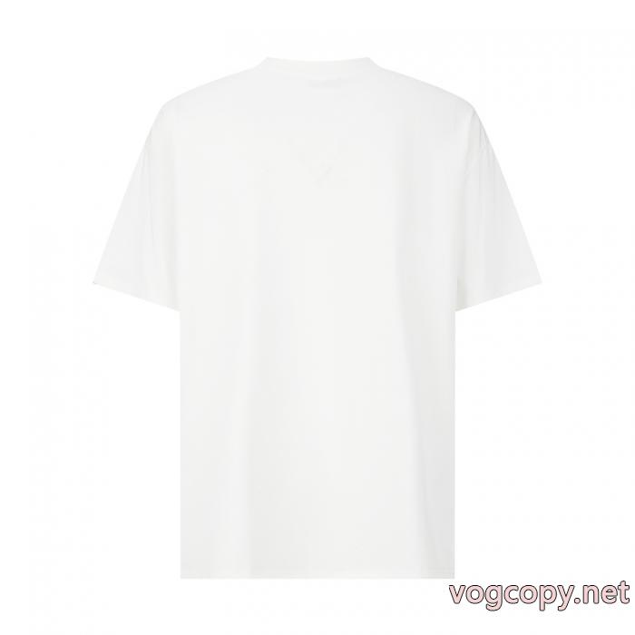 偽 ブランド半袖TシャツMONCLER大人気商品再入荷! 存在感絶大 上品低価_0_2