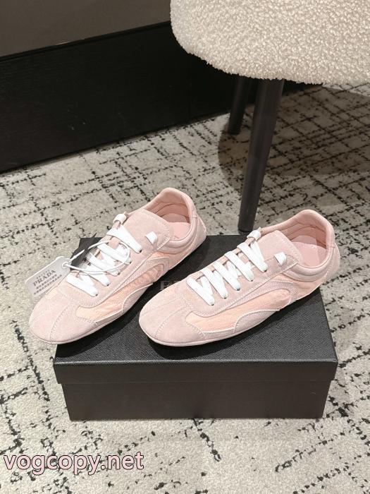 通販 ブランドCOOLなデザイン 雑誌登載商品 新作追加！スニーカーPRADA.._0_1