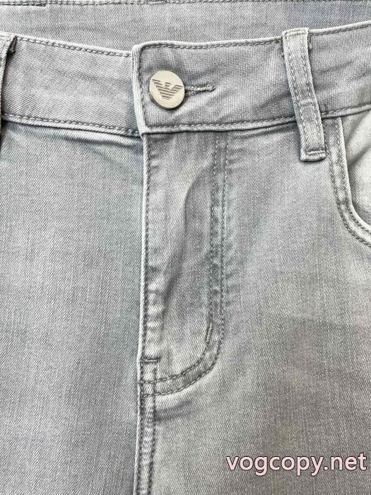 年末で限定アイテム 憧れの 実用を兼ね備えたコピー 商品 販売ARMANI&nbsp;&nbsp;&nbsp;&nbsp;ブランド ジーンズ._0_5