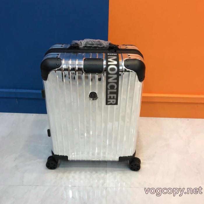 バッグ偽 ブランド 通販遂に再入荷 使い勝手のいい 入手困難MONCLER.._0_3
