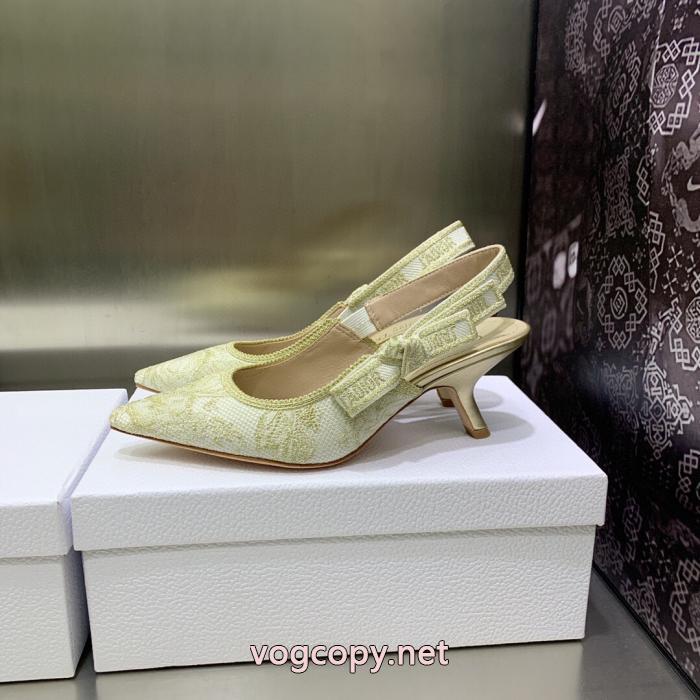 偽 ブランドDior&nbsp;&nbsp;&nbsp;&nbsp;サンダルVIP価格 最新で一目惚れ 抜け感のある._0_3