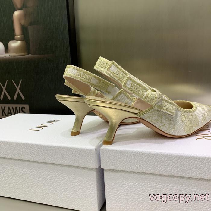 偽 ブランドDior&nbsp;&nbsp;&nbsp;&nbsp;サンダルVIP価格 最新で一目惚れ 抜け感のある._0_5