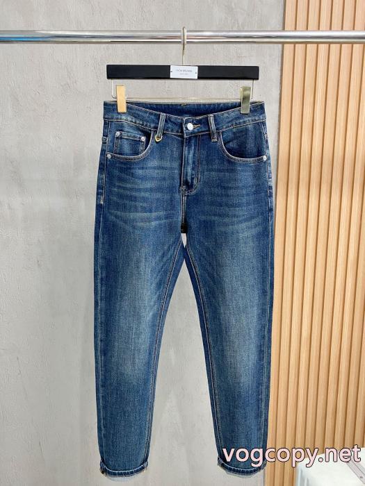 ARMANI激安通販 2026話題アイテム 新作限定偽物 通販ジーンズ_0_1