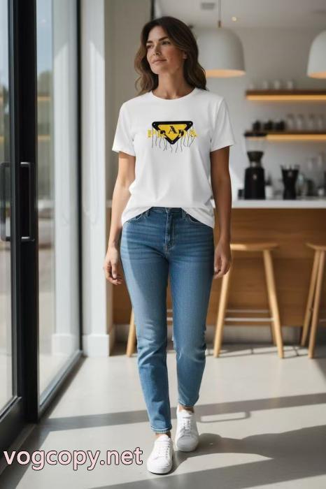 プラダ大好評アイテム 最新商品即完売必至 上品上質激安 ブランド半袖Tシャツ_0_3