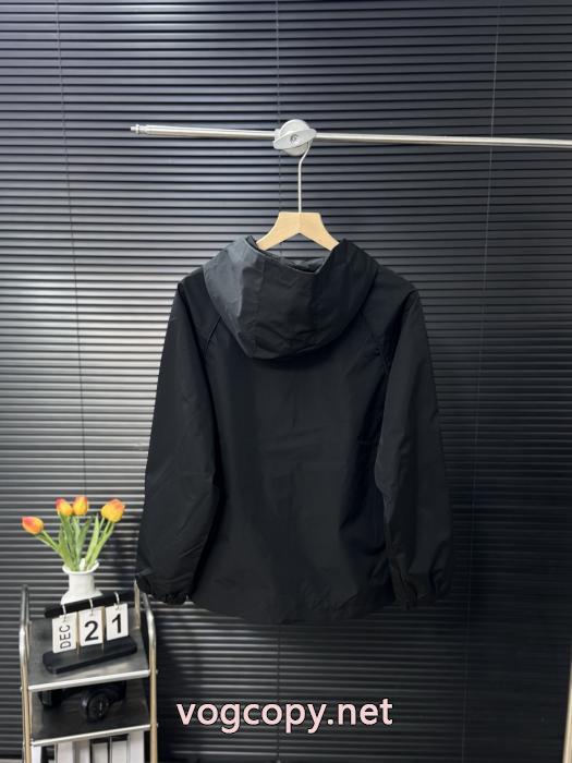 ジャケッアルマーニブランド コピー爆発的人気オシャレ度がアップ 有名人同じアイテム 財布 スーパーコピー.._0_1